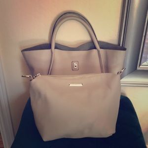 A very classic bag with lots of potential!